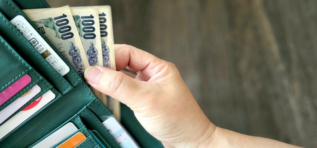 コンビニ以外で粗大ゴミシールを売ってる場所と買い方