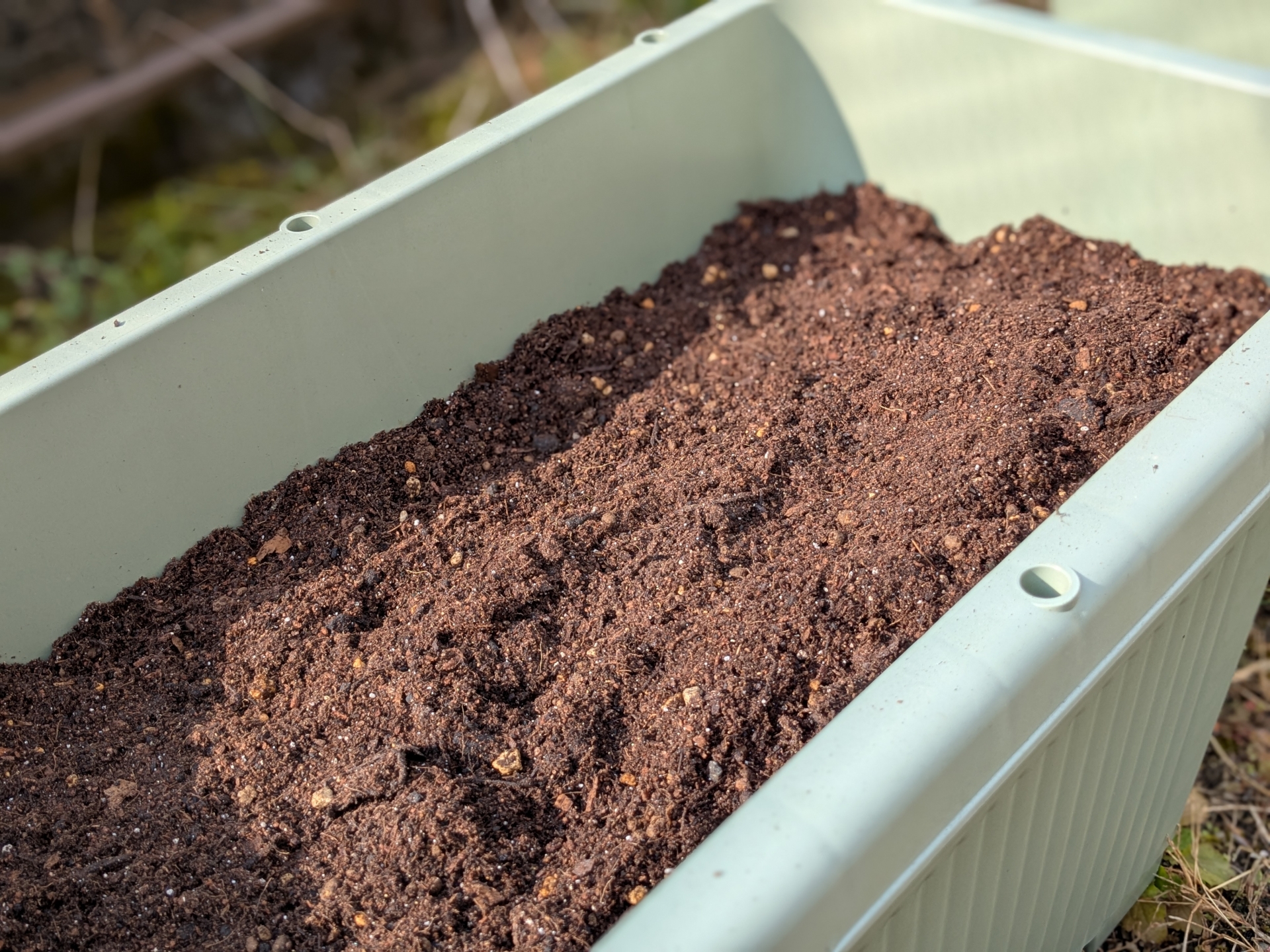 福岡市の土の処分方法！ゴミ収集・持ち込み・不用品回収業者を解説