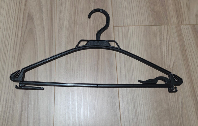 クリーニング店のハンガーは何ゴミ?