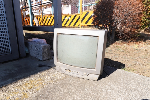 テレビを粗大ゴミとして出せない理由