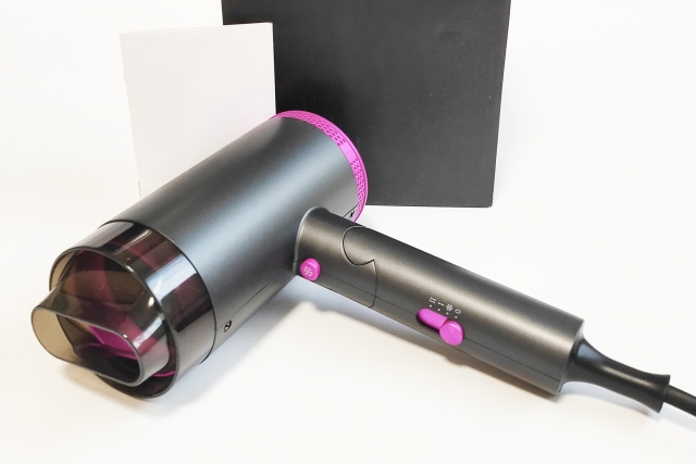 ドライヤーの寿命と買い替えの判断目安