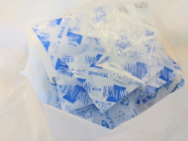 保冷剤は中身や種類で捨て方が変わる