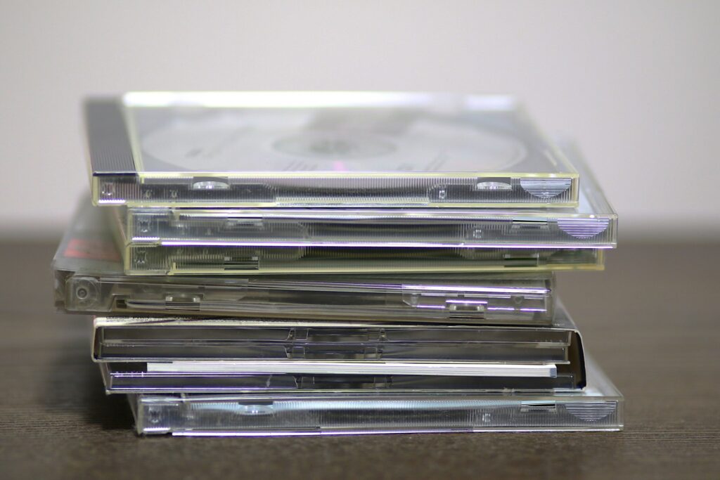 自治体ではCDやDVDは何ゴミで分別？