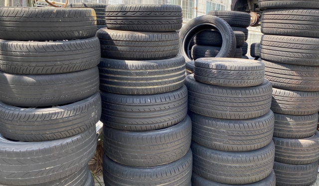 廃タイヤを処分する際の注意点