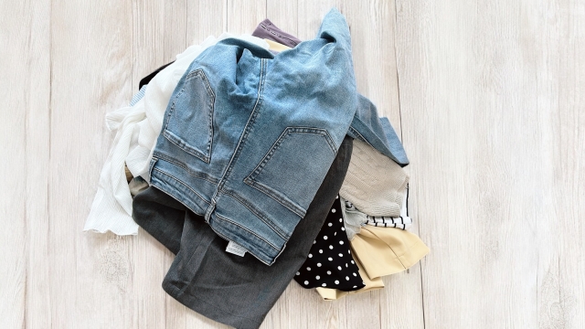 無料で服を処分する方法はある?