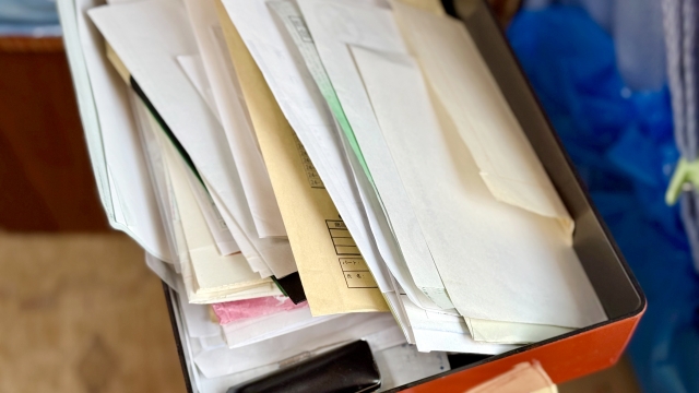 書類の断捨離にこんまり流はどこまで使える?