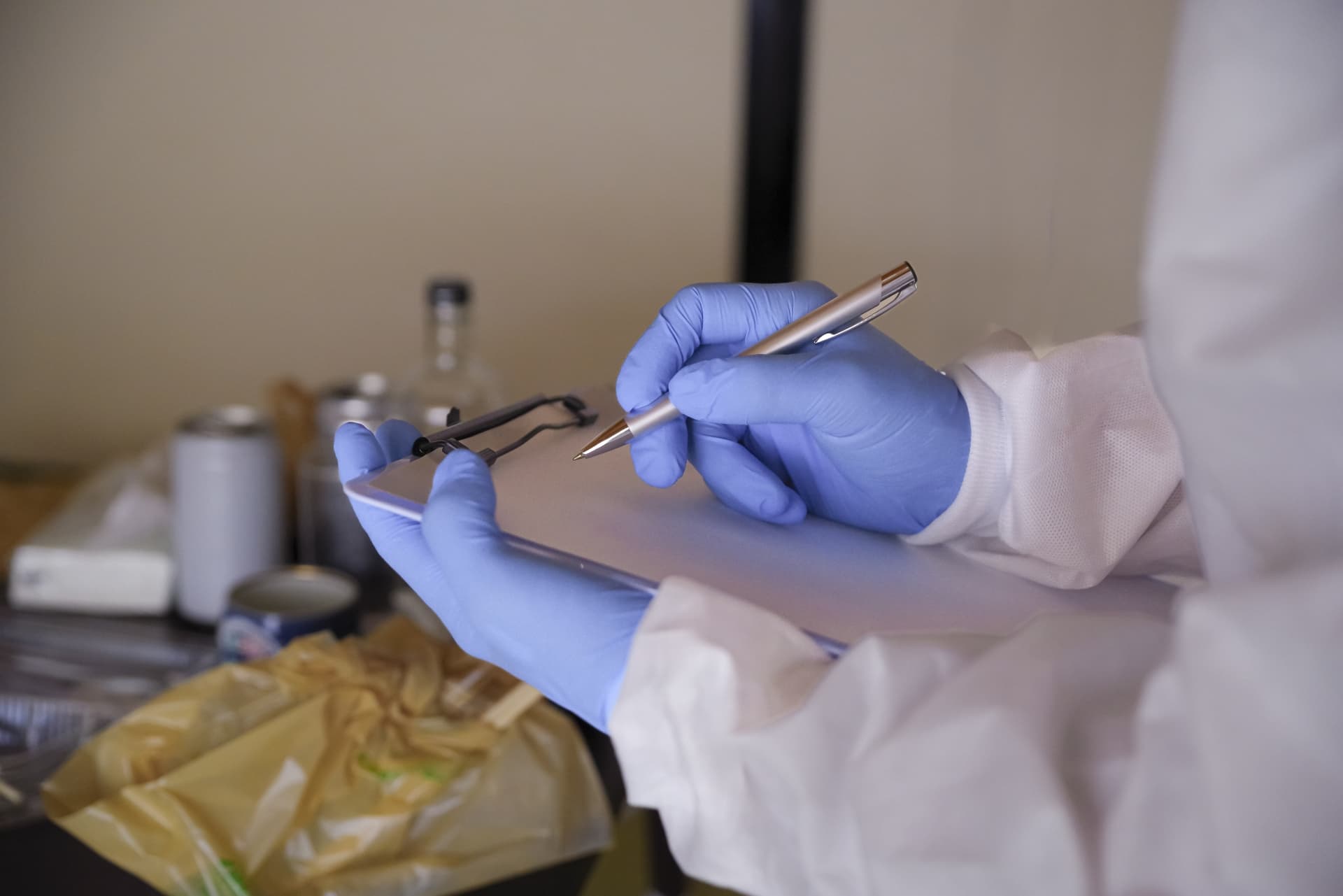 ゴミ屋敷片付けの費用が数十万円にのぼるケース