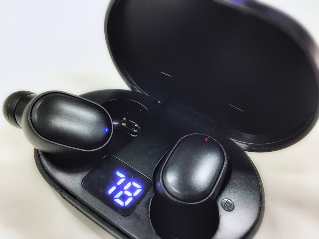 【注意点】ワイヤレスイヤホンを捨てる際は初期化が必須