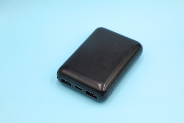 膨張・液漏れ・破損したモバイルバッテリーの処分方法