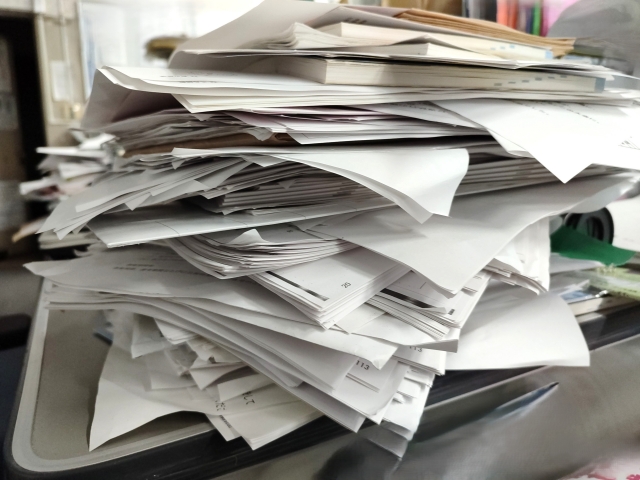 仕事の書類や給与明細の断捨離でのポイント