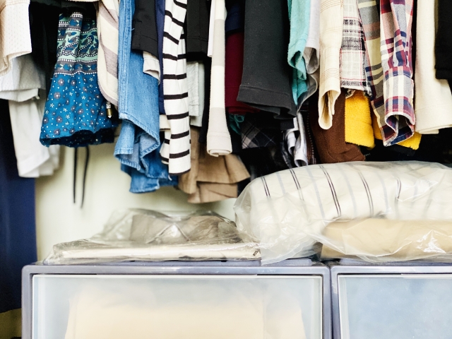 大量の服をまとめて処分する方法
