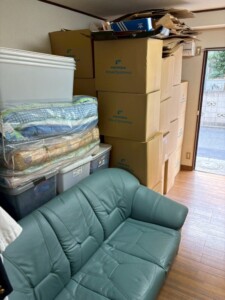 川崎市幸区 K様 1K 段ボール・ソファ 回収前