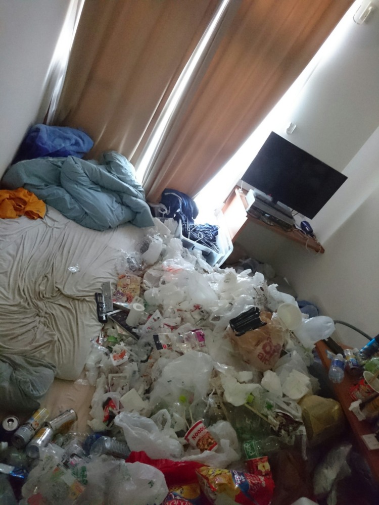 横浜市 Y様｜汚部屋の清掃