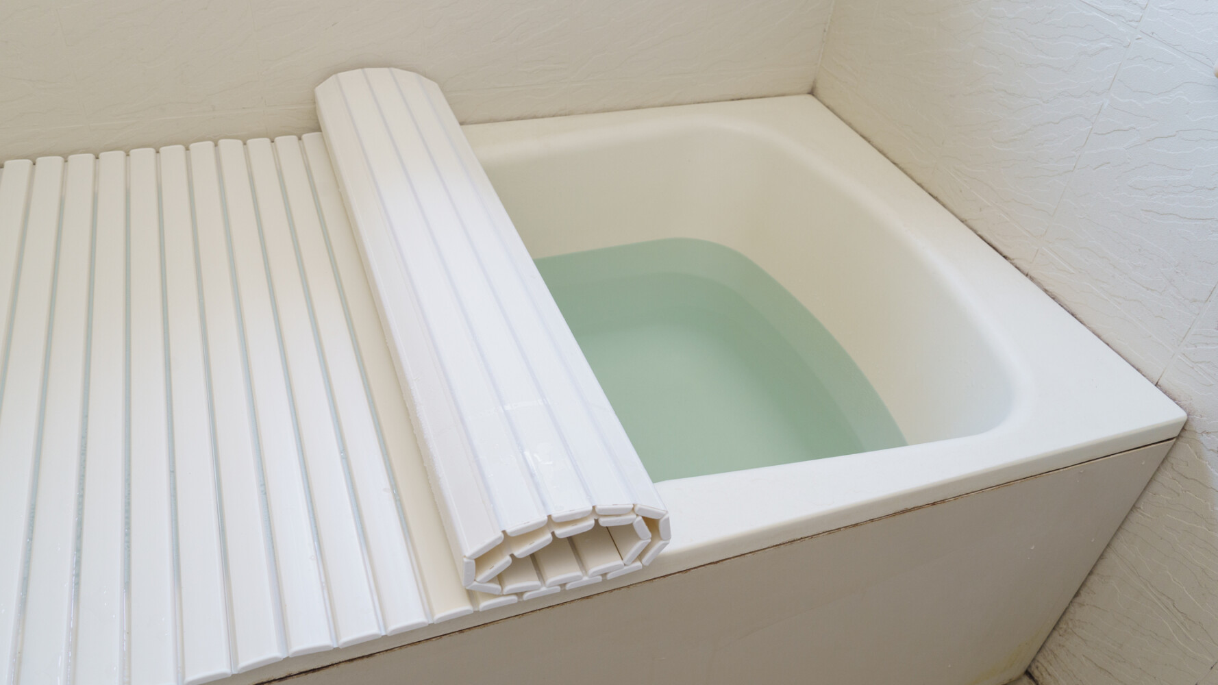 お風呂の蓋の処分を検討するときの注意点