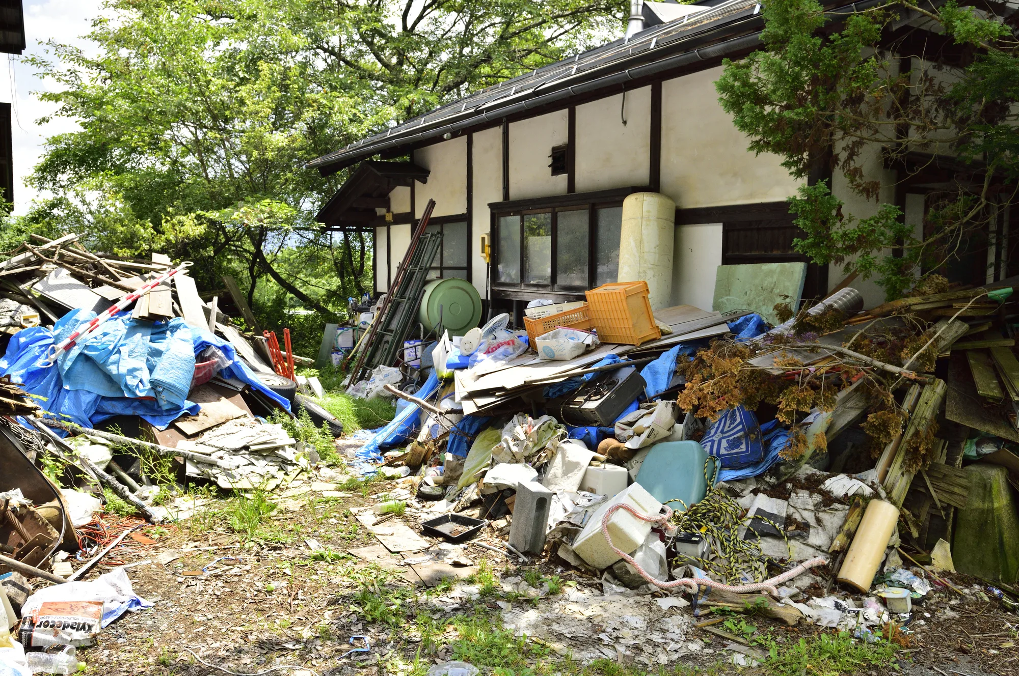 ゴミ屋敷の自力片付けが可能・不可能な判断基準