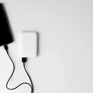 モバイルバッテリーの処分方法7選！膨張すると家電量販店で処分不可